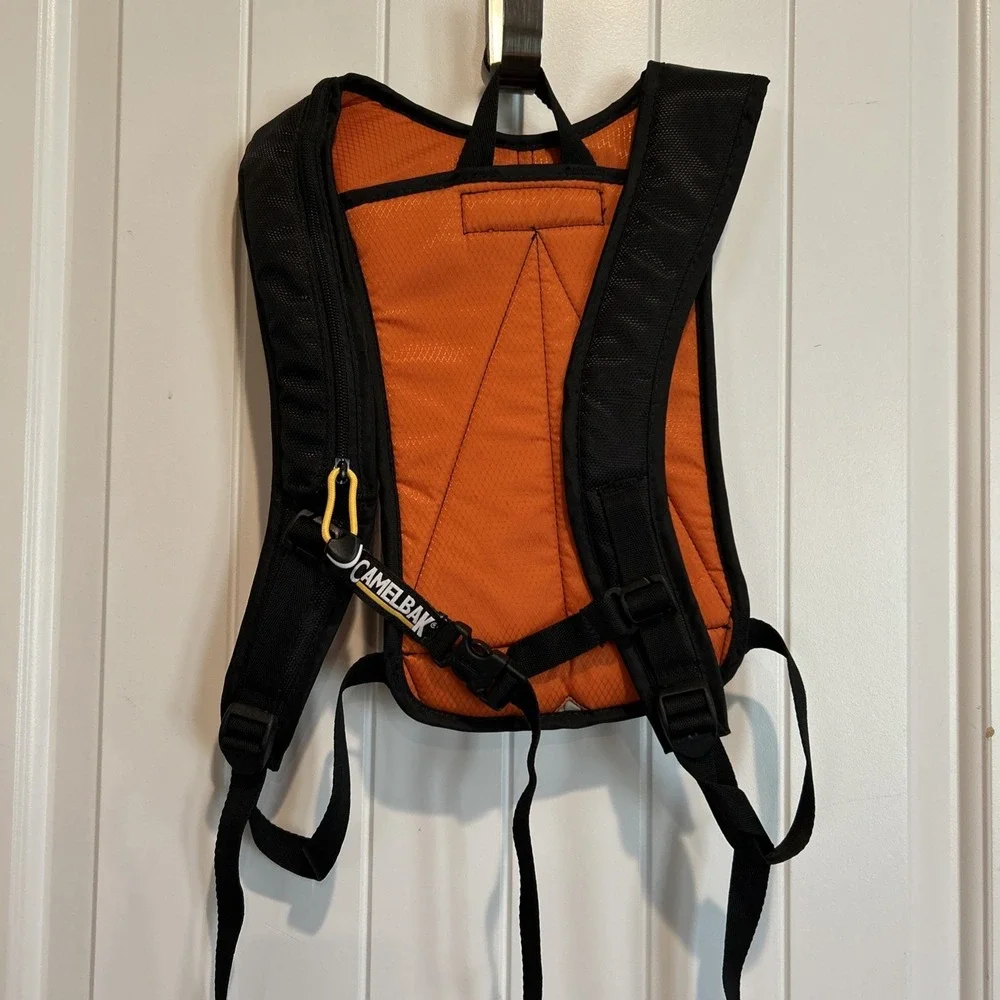 NWOT‎ Camelbak Snobowl Small Hydration Water Backpack 1.5 Liter  **NO BLADDER**
